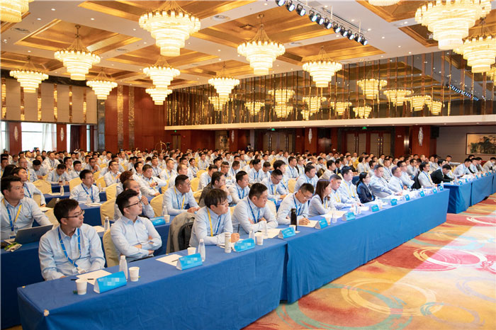 新起点、新征程、乘风破浪、砥砺前行——乐竞手机版-乐竞lejing（中国）
管理层大会在南京隆重召开-1.jpg